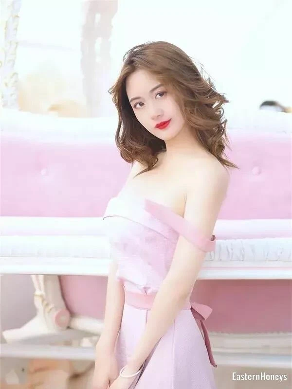 Xiaoling Profile image 4