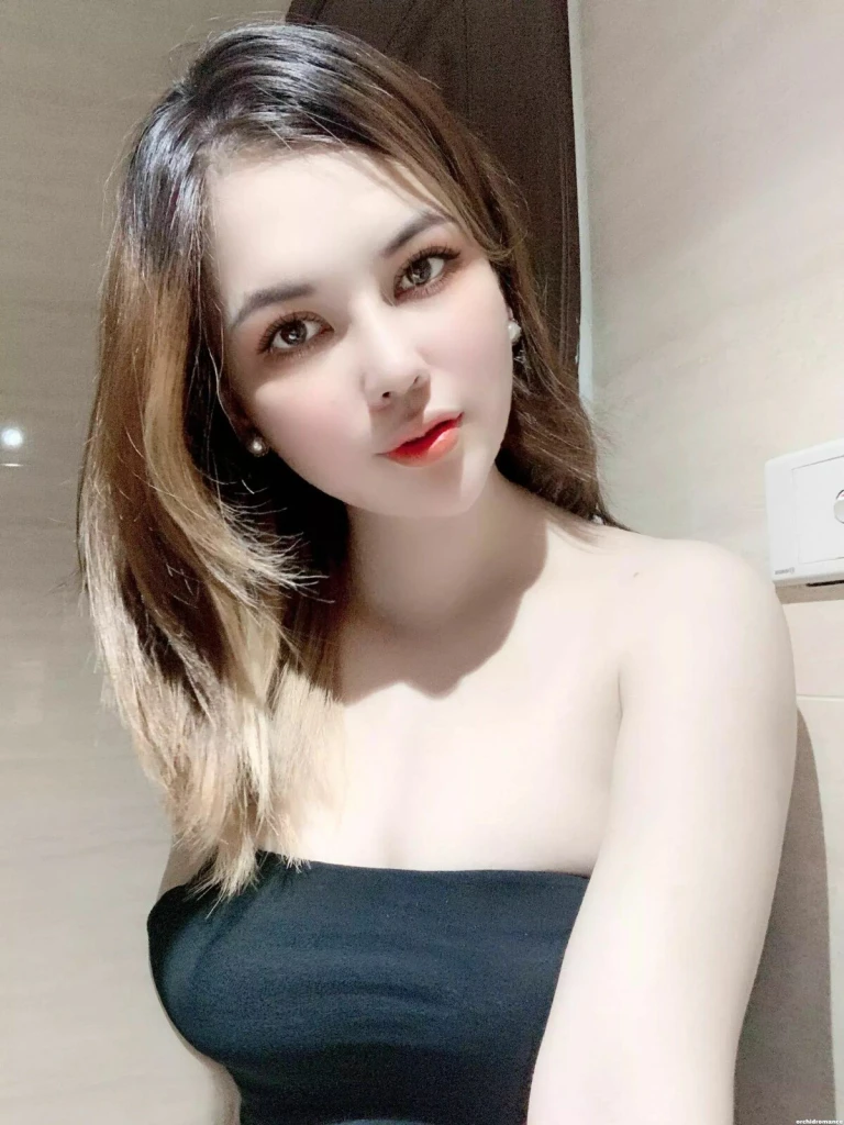 Vivian Profile image 4
