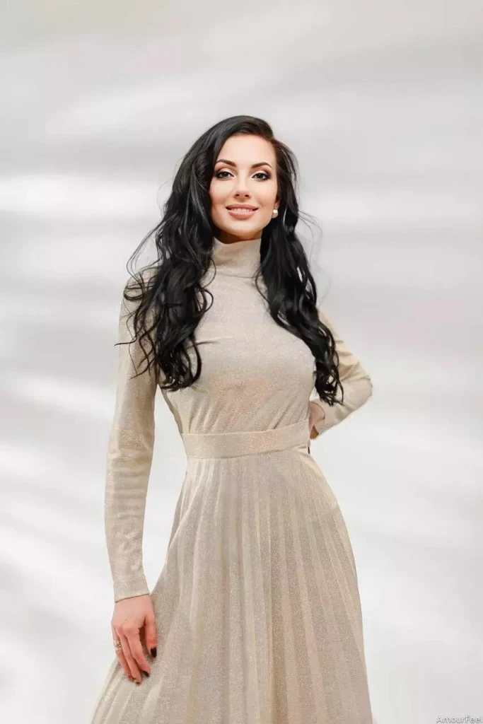 Ilona Profile image 3